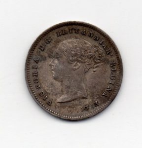 1847-m4d560